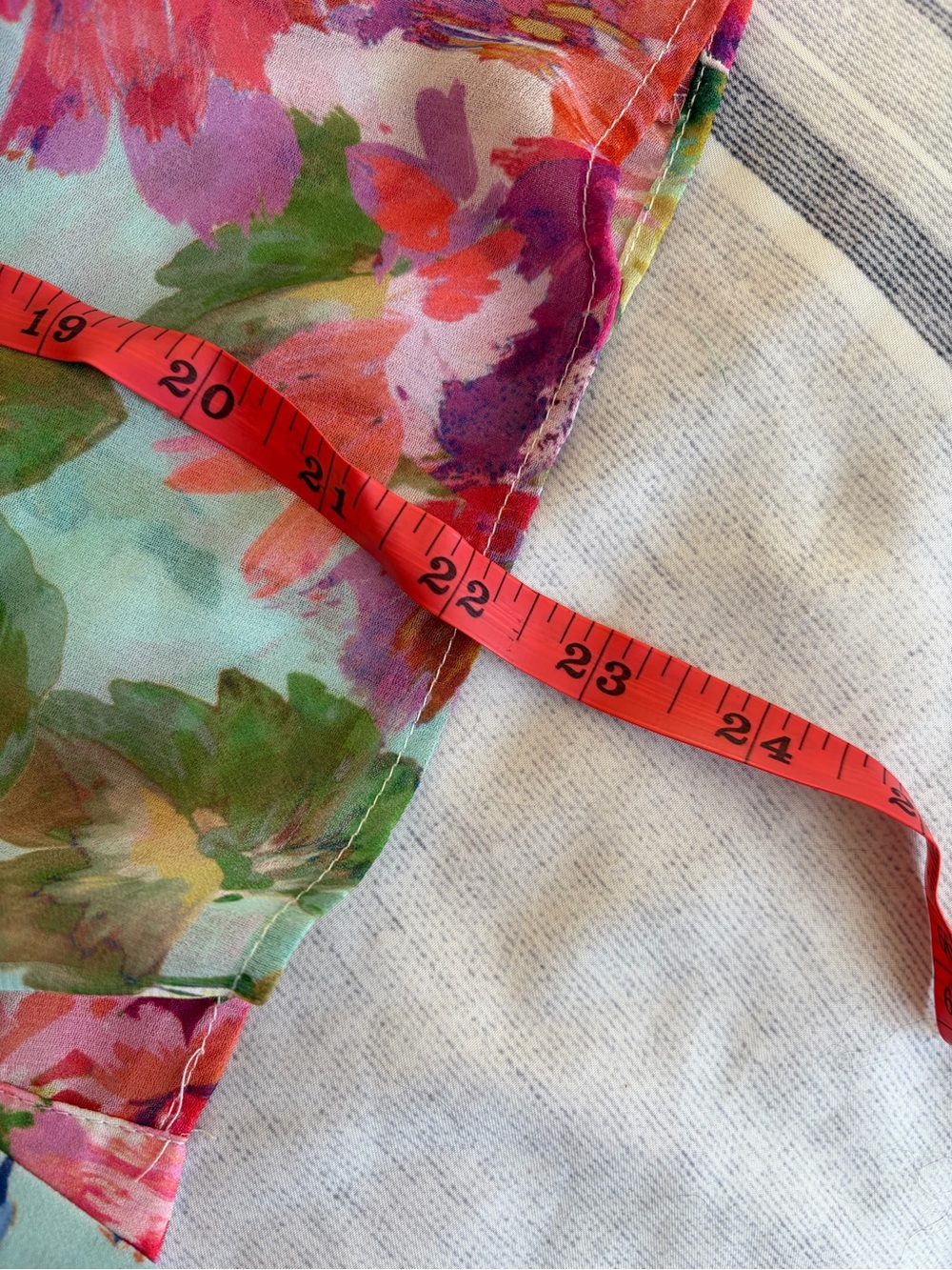 Zara Multicolor Floral Ruffle-Sleeve Button Blouse - Picture 7 of 7